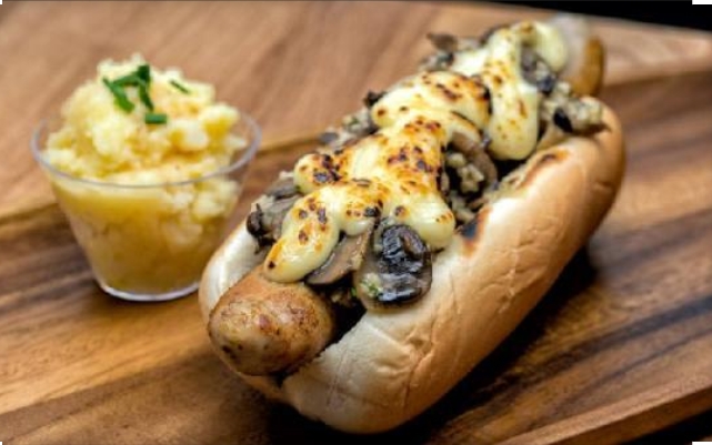 هات داگ با قارچ و پنیر